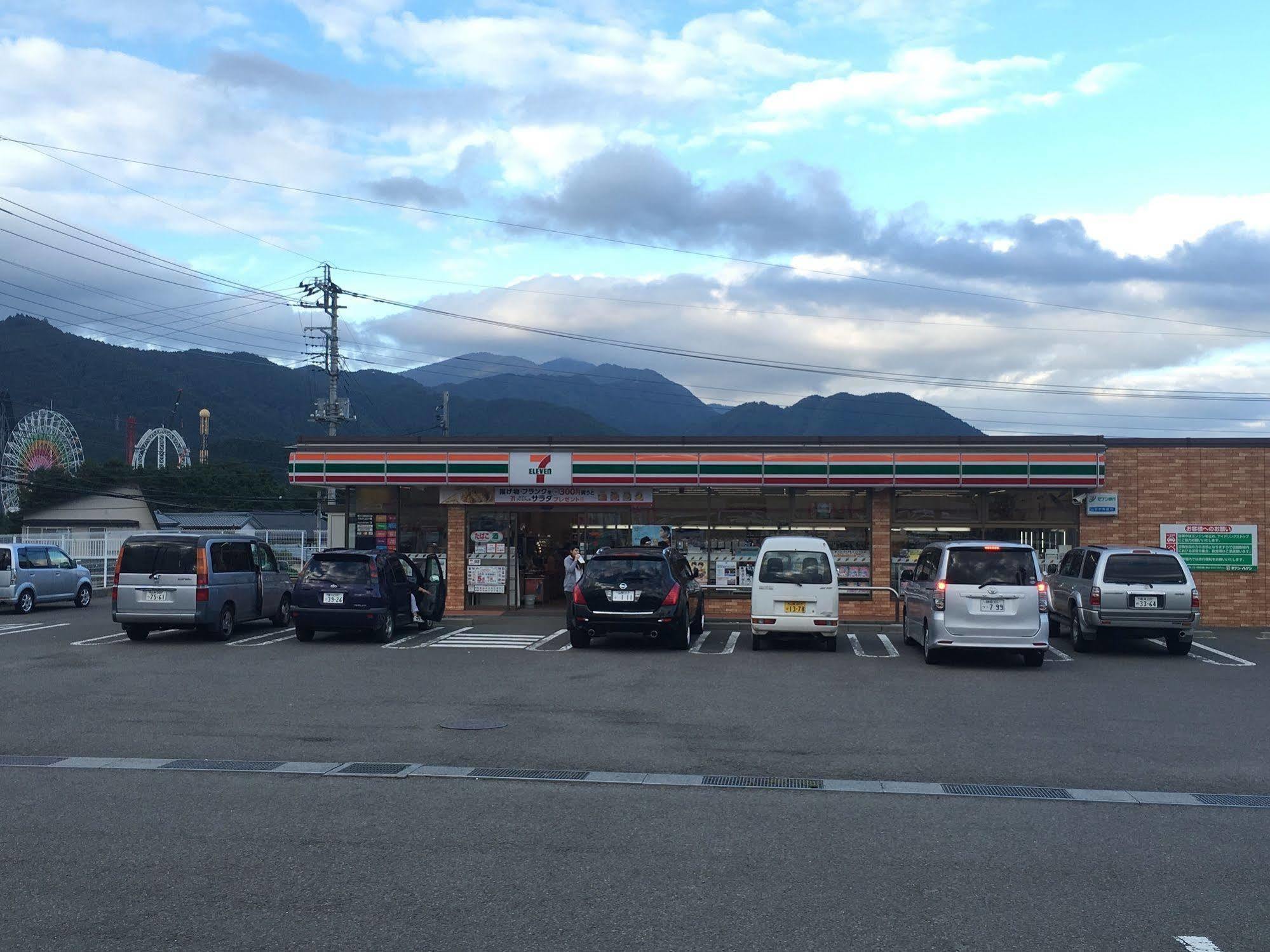 Mtfuji Guest House Kikkake 富士吉田市 外观 照片
